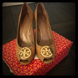 Tory Burch Selma Peep Toe 3.5” Wedges -Royal Tan